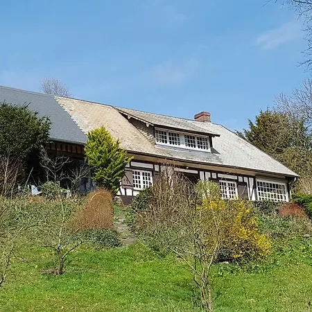 Pre Le Duc Villa Broglie Buitenkant foto